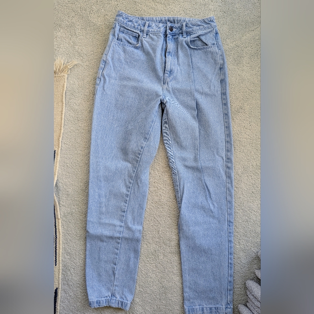 Lucy & Yak Light Wash Blue Mom Jeans - Picture 4 of 5
